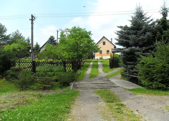 Utulna Za Potokom 펜션 Sklené