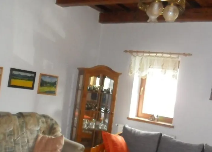 Utulna Za Potokom 度假居 *